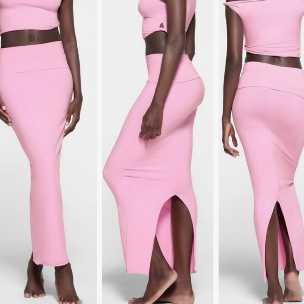 SKIMS Cotton Candy Maxi Skirt Medium